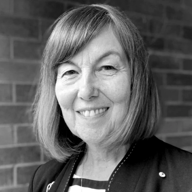 Dr Carrie Hillyard Headshot